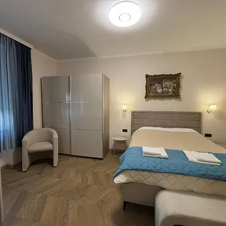 Luka Apartment